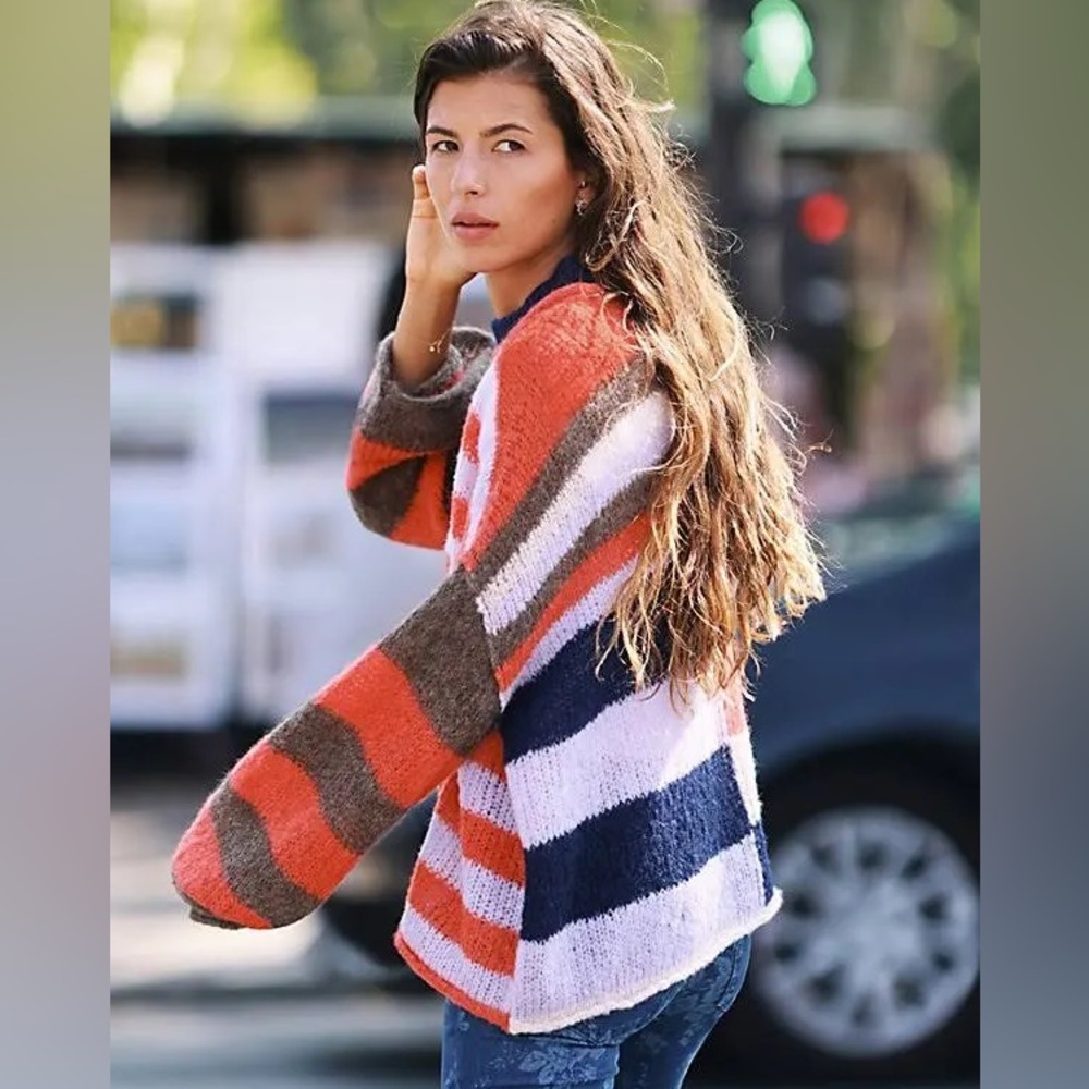 Free People ✨ Caravelli Splice Pullover